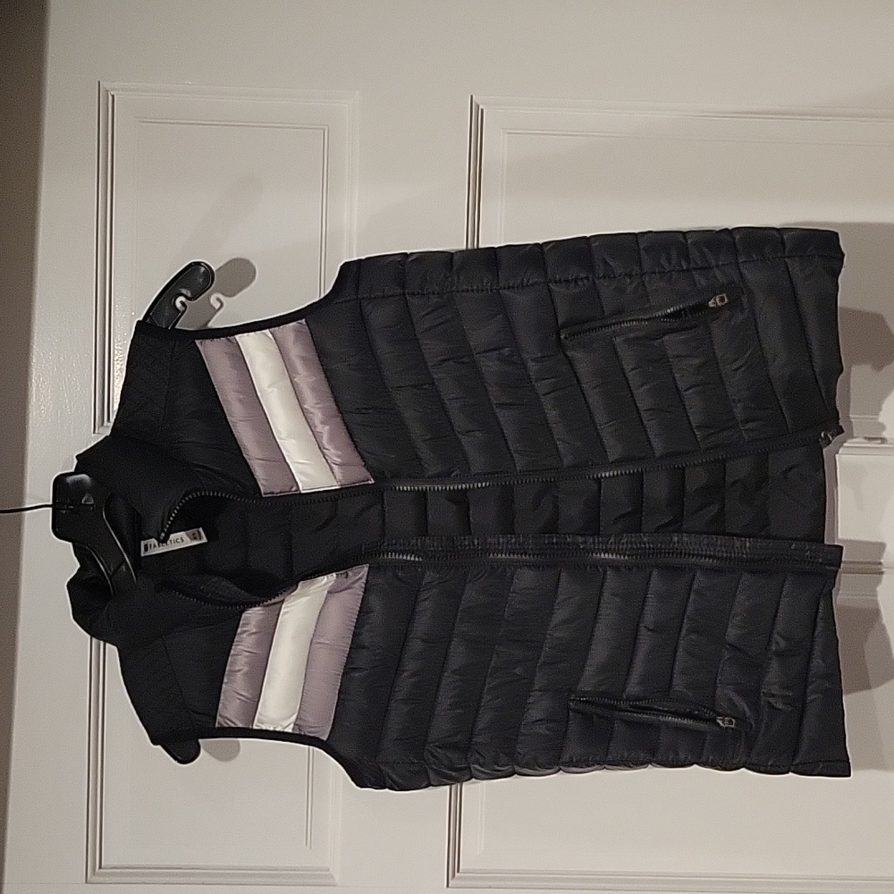 Fabletics vest